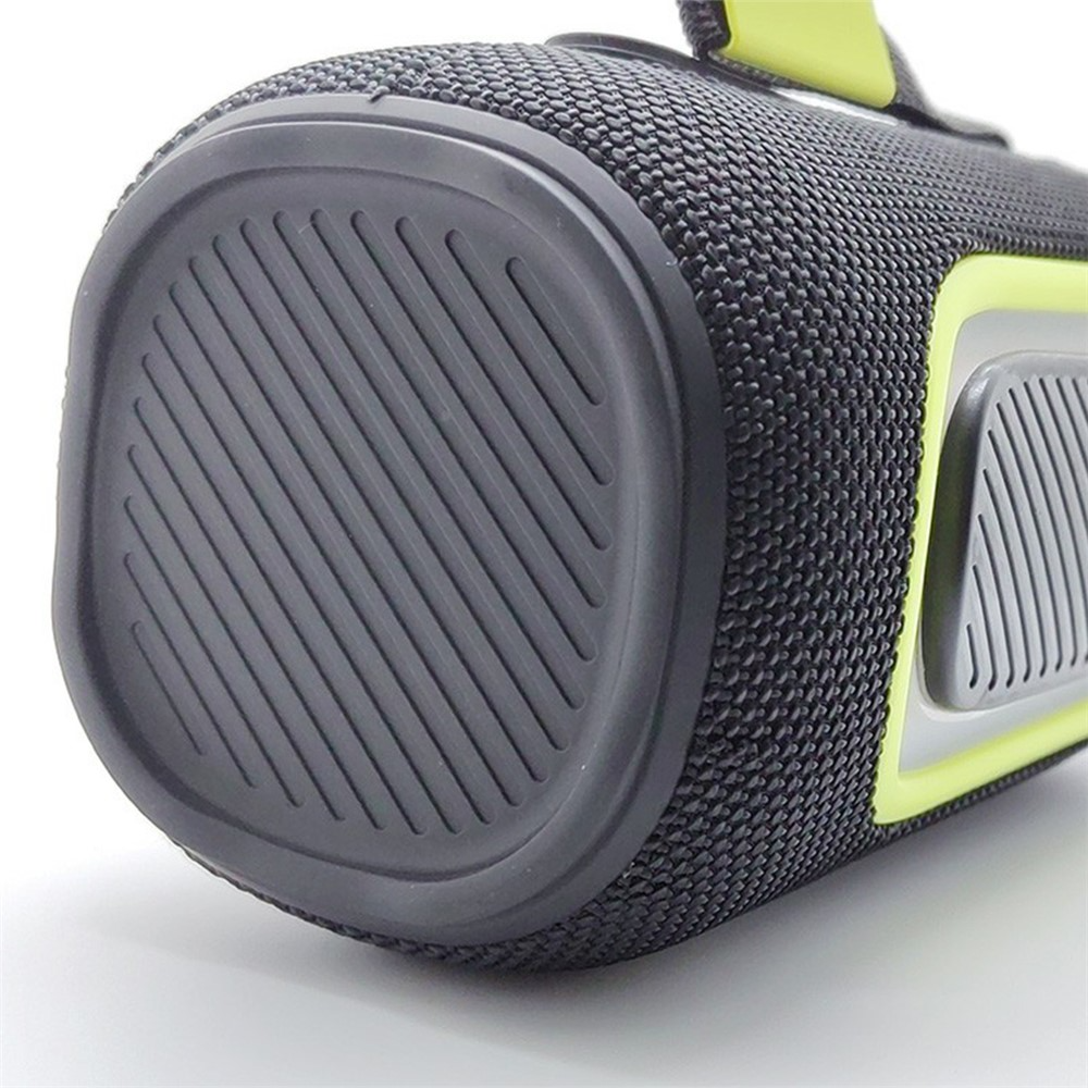 JBL PRO 18 | Parlante Premium